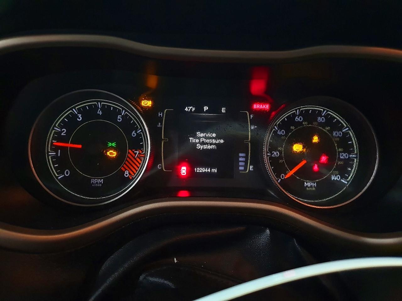 2015 JEEP CHEROKEE LATITUDE photo 9