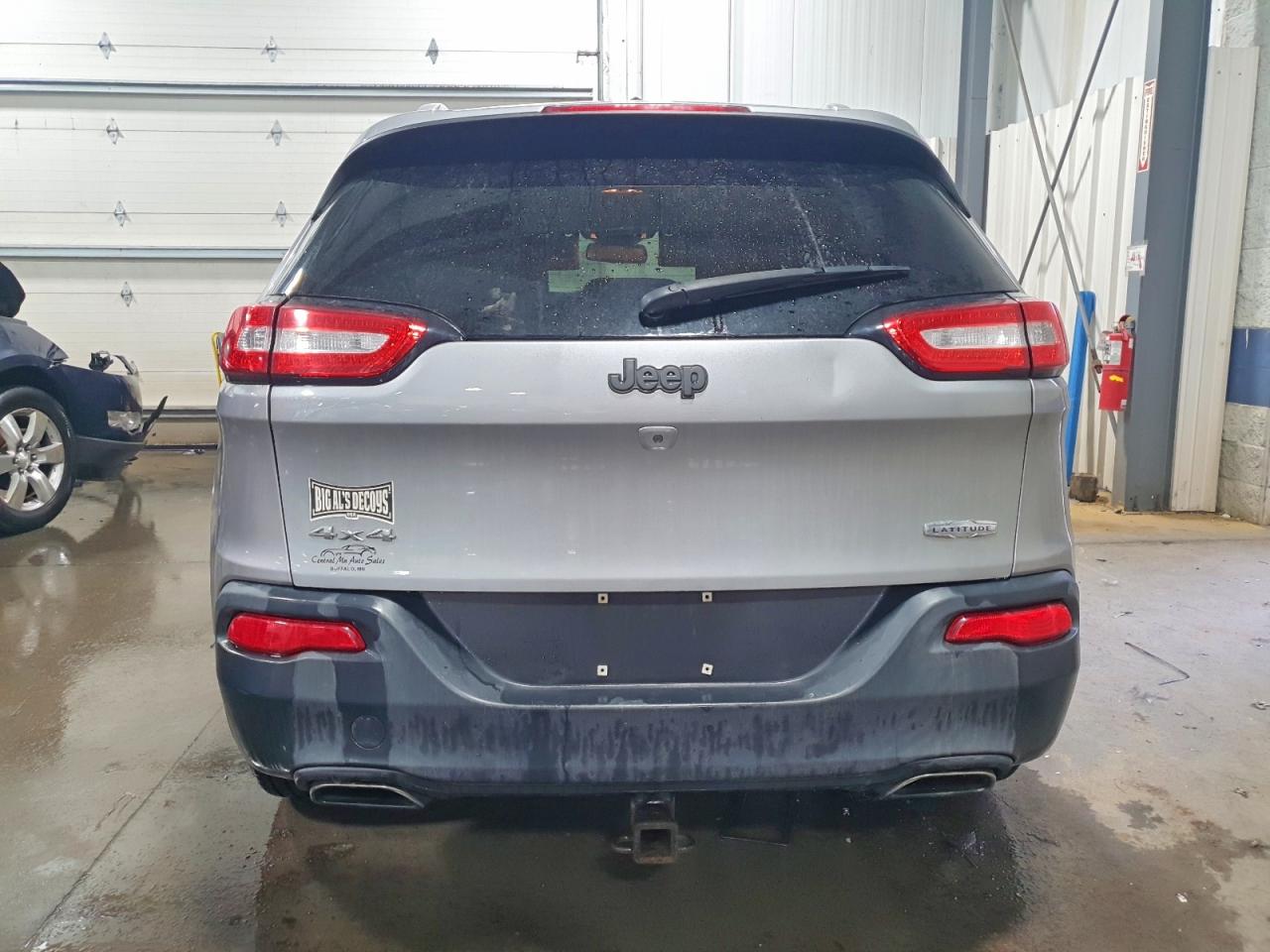 2015 JEEP CHEROKEE LATITUDE photo 6