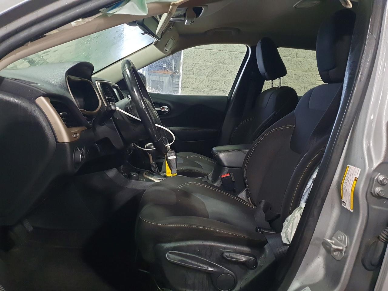 2015 JEEP CHEROKEE LATITUDE photo 7
