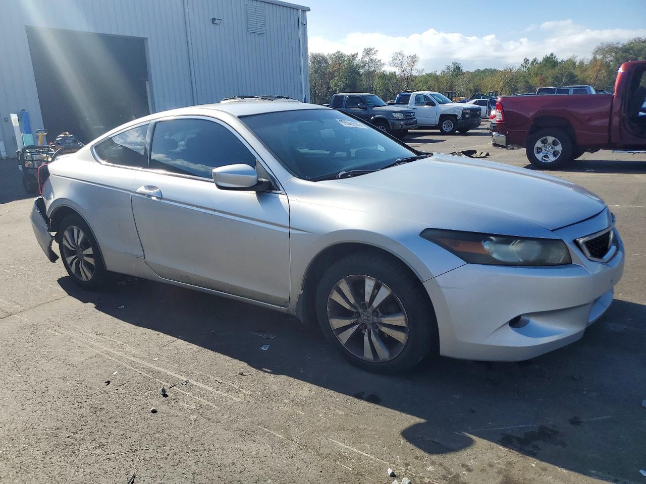 2010 HONDA ACCORD LX photo 10