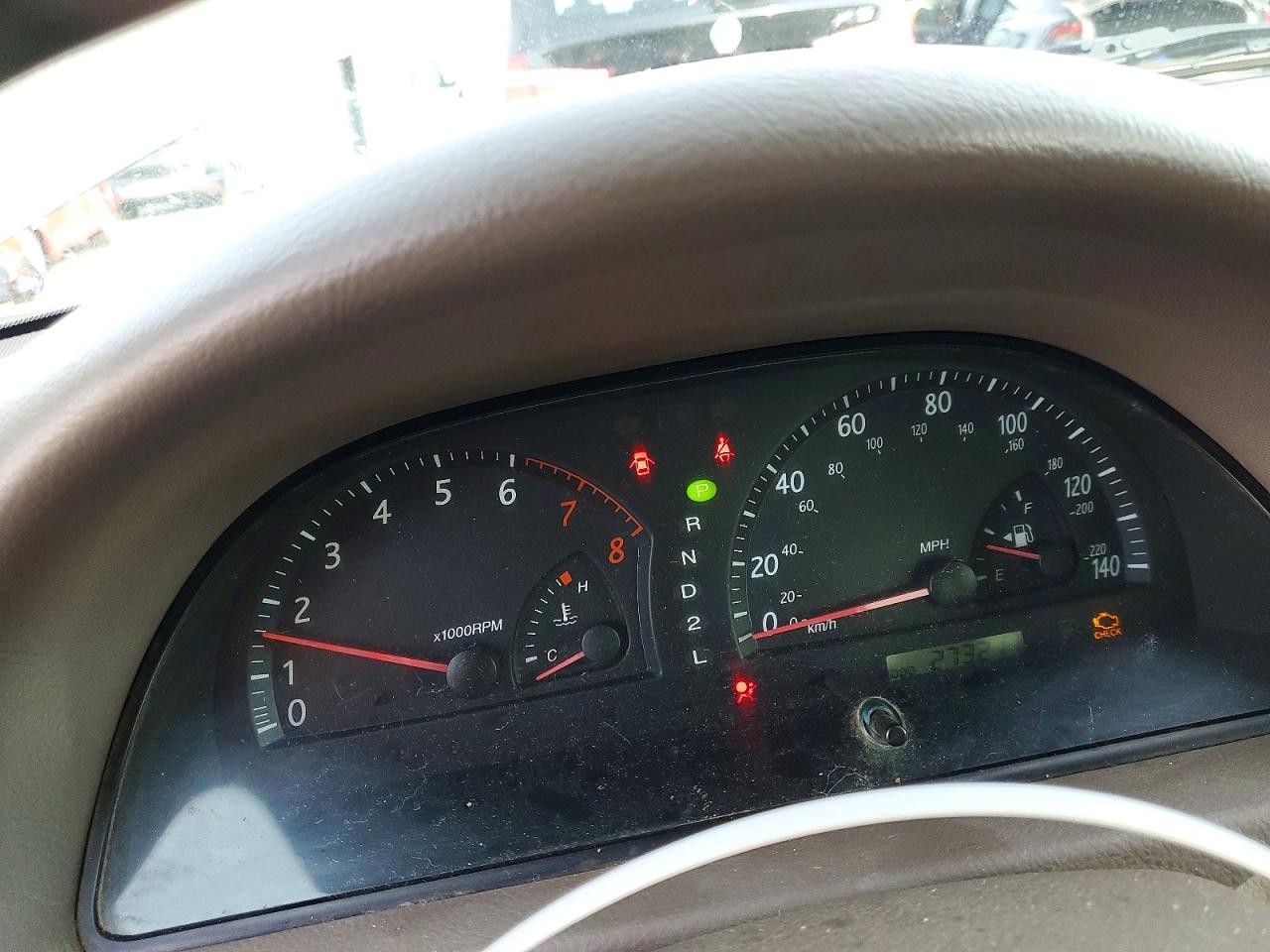 2003 TOYOTA CAMRY LE photo 9