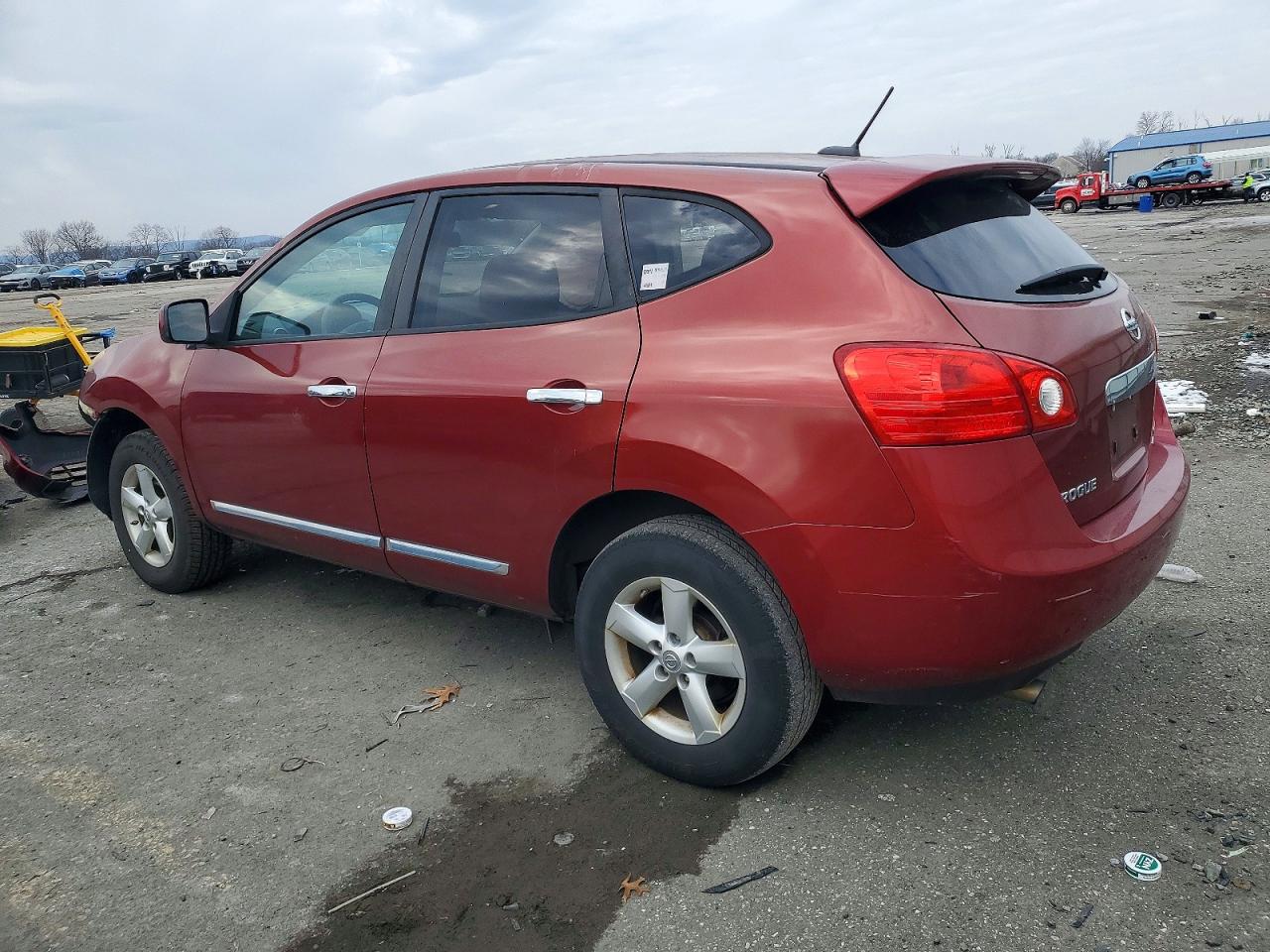 2013 NISSAN ROGUE S photo 2