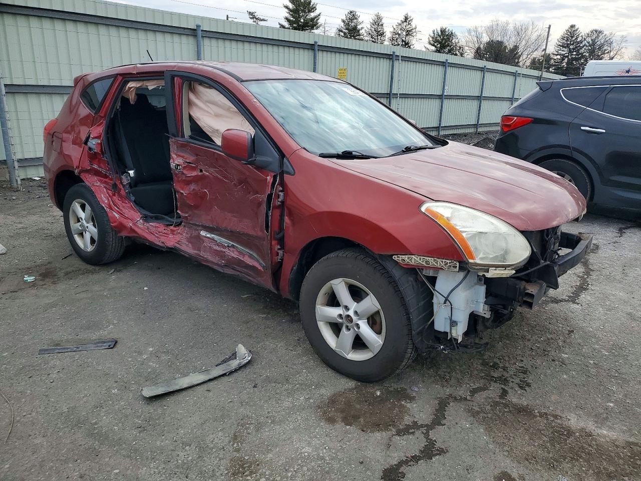 2013 NISSAN ROGUE S photo 4