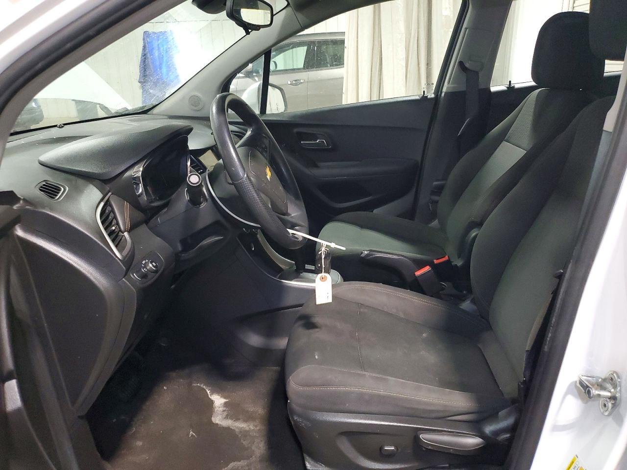 2018 CHEVROLET TRAX LS photo 7