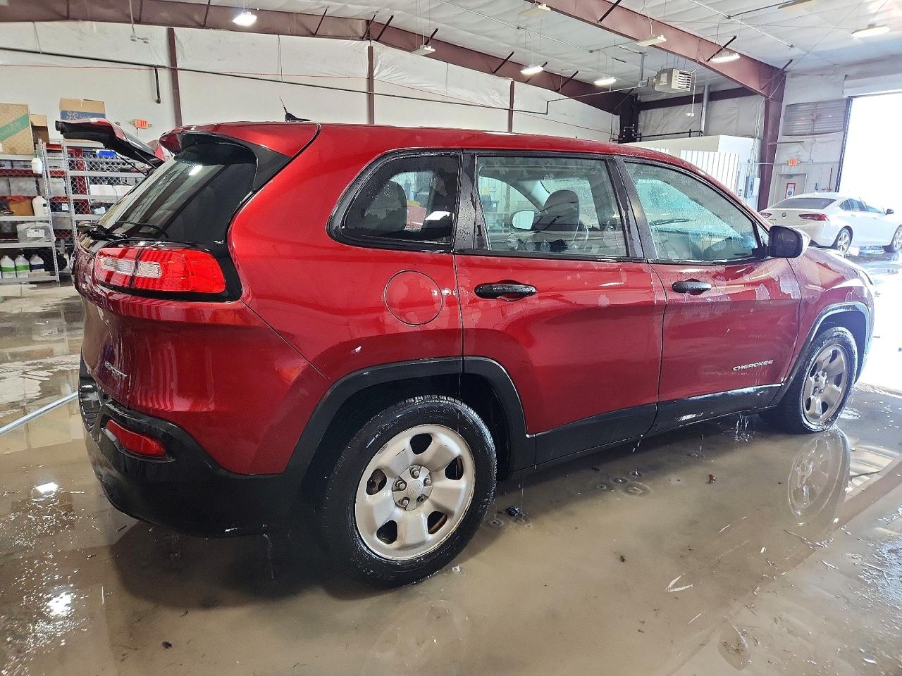 2014 JEEP CHEROKEE SPORT photo 3