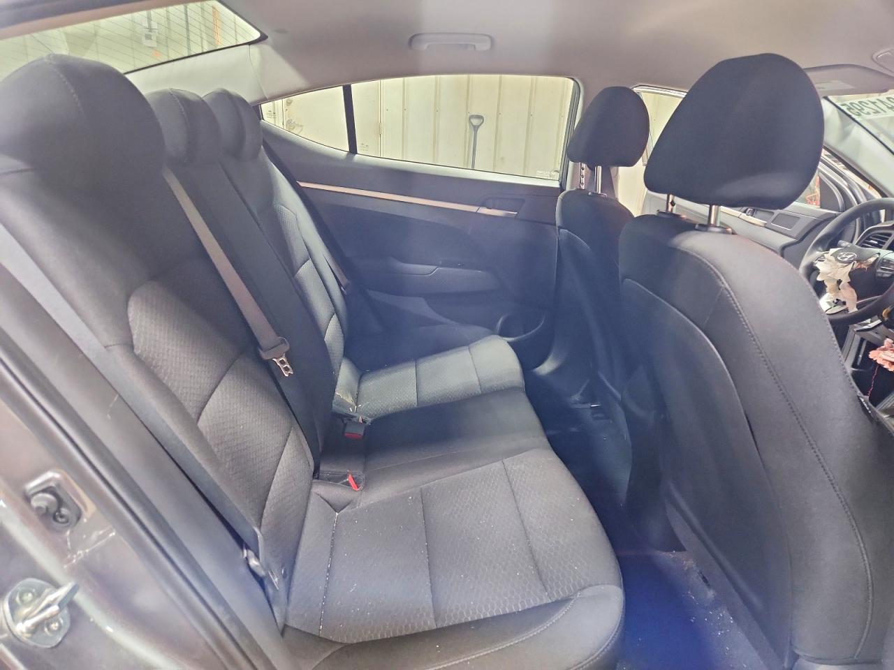 2020 HYUNDAI ELANTRA SE photo 10