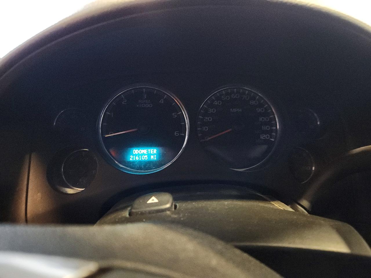 2007 GMC YUKON XL K1500 photo 9