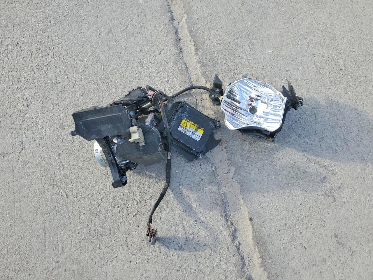 2012 LEXUS RX 350 photo 12