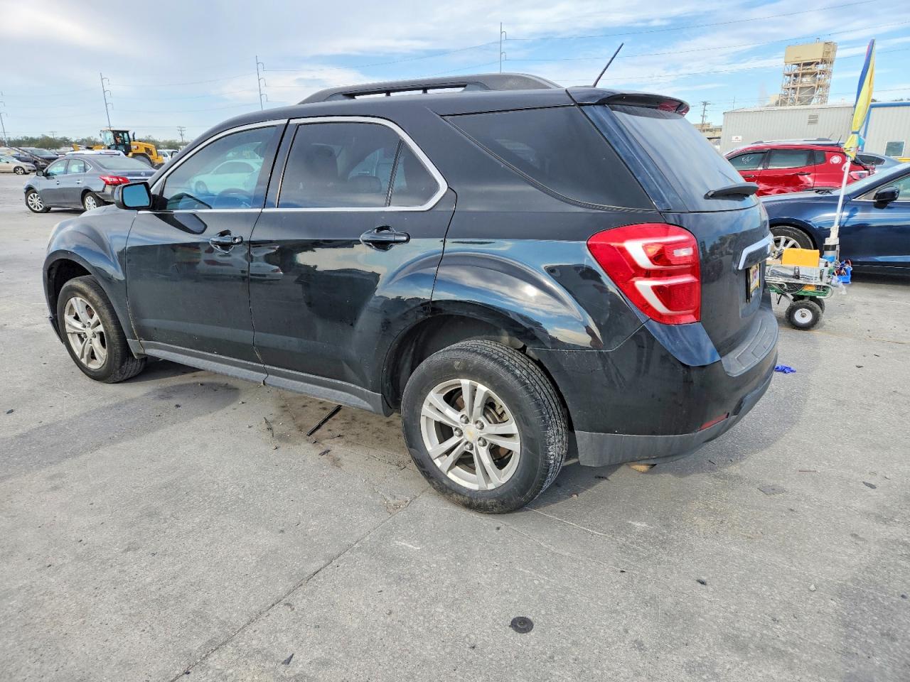 2016 CHEVROLET EQUINOX LT photo 2