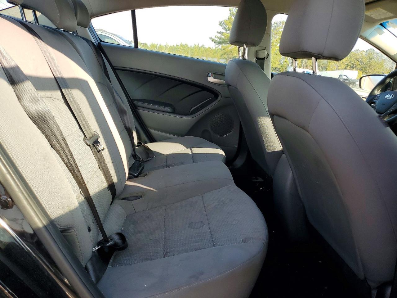 2018 KIA FORTE LX photo 19