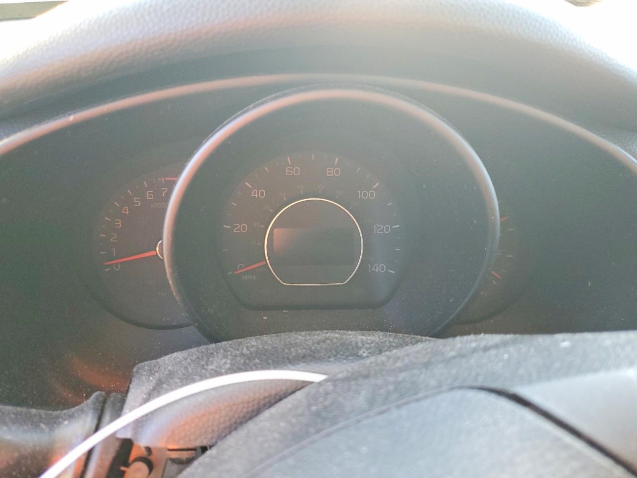 2016 KIA SOUL + photo 9