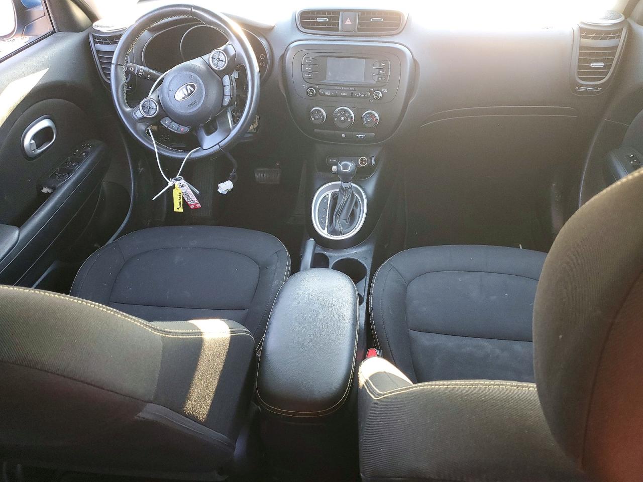 2016 KIA SOUL + photo 8