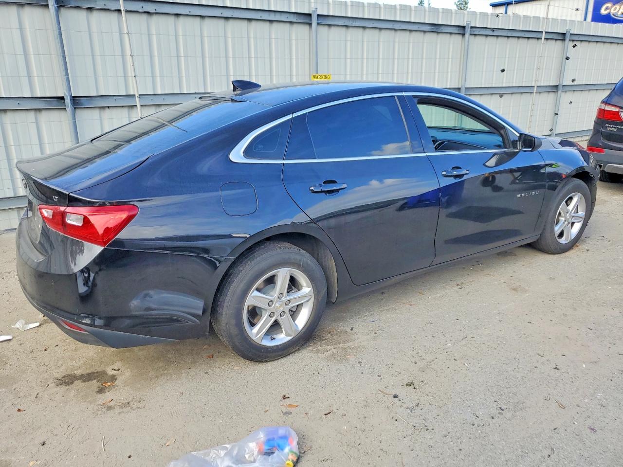 2024 CHEVROLET MALIBU LT photo 3