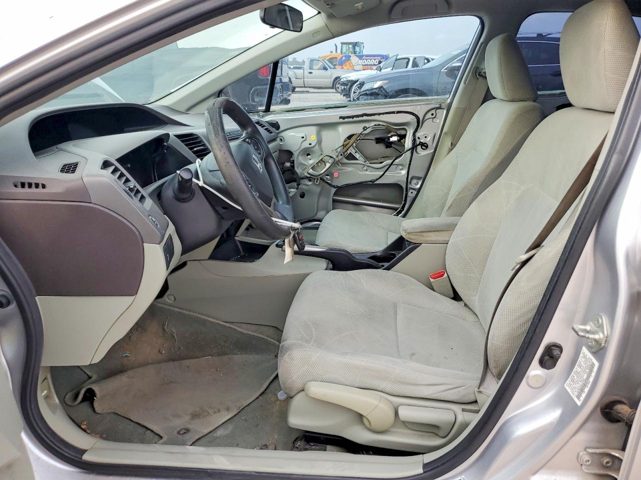 2012 HONDA CIVIC LX photo 13