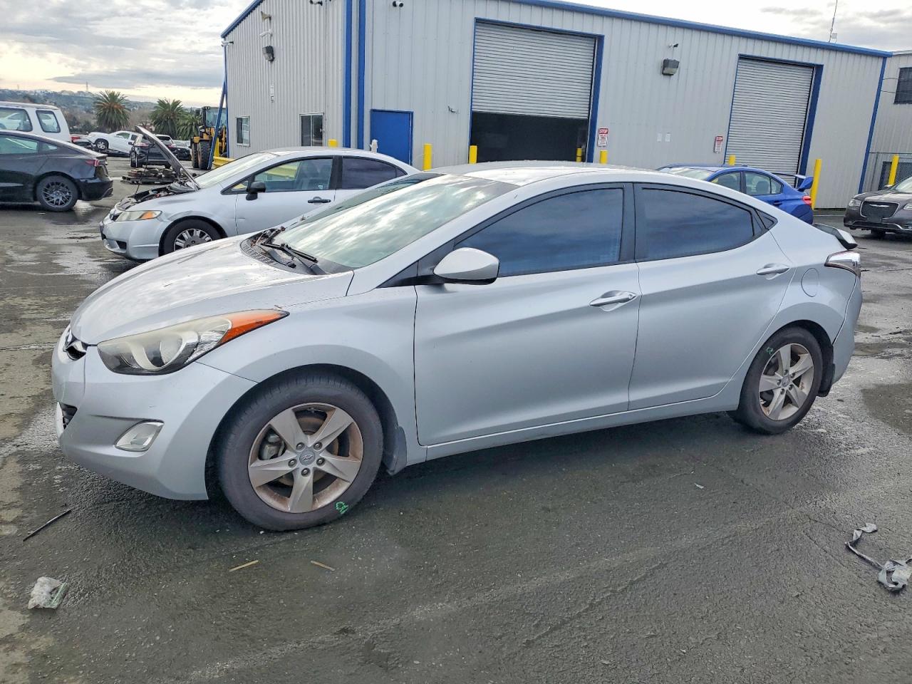 2013 HYUNDAI ELANTRA
