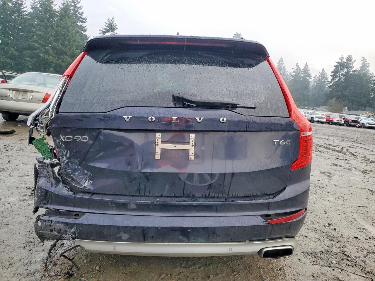 2016 VOLVO XC90 T6 photo 11