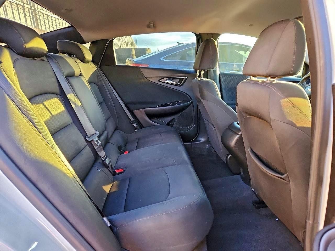 2017 CHEVROLET MALIBU LS photo 10