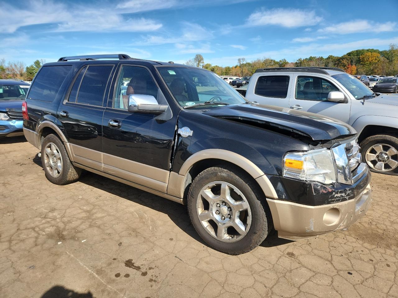 2013 FORD EXPEDITION XLT photo 4