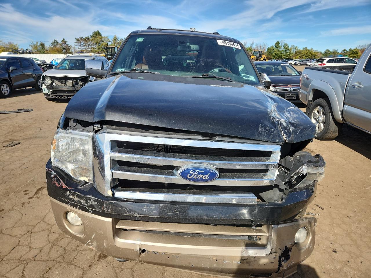 2013 FORD EXPEDITION XLT photo 5