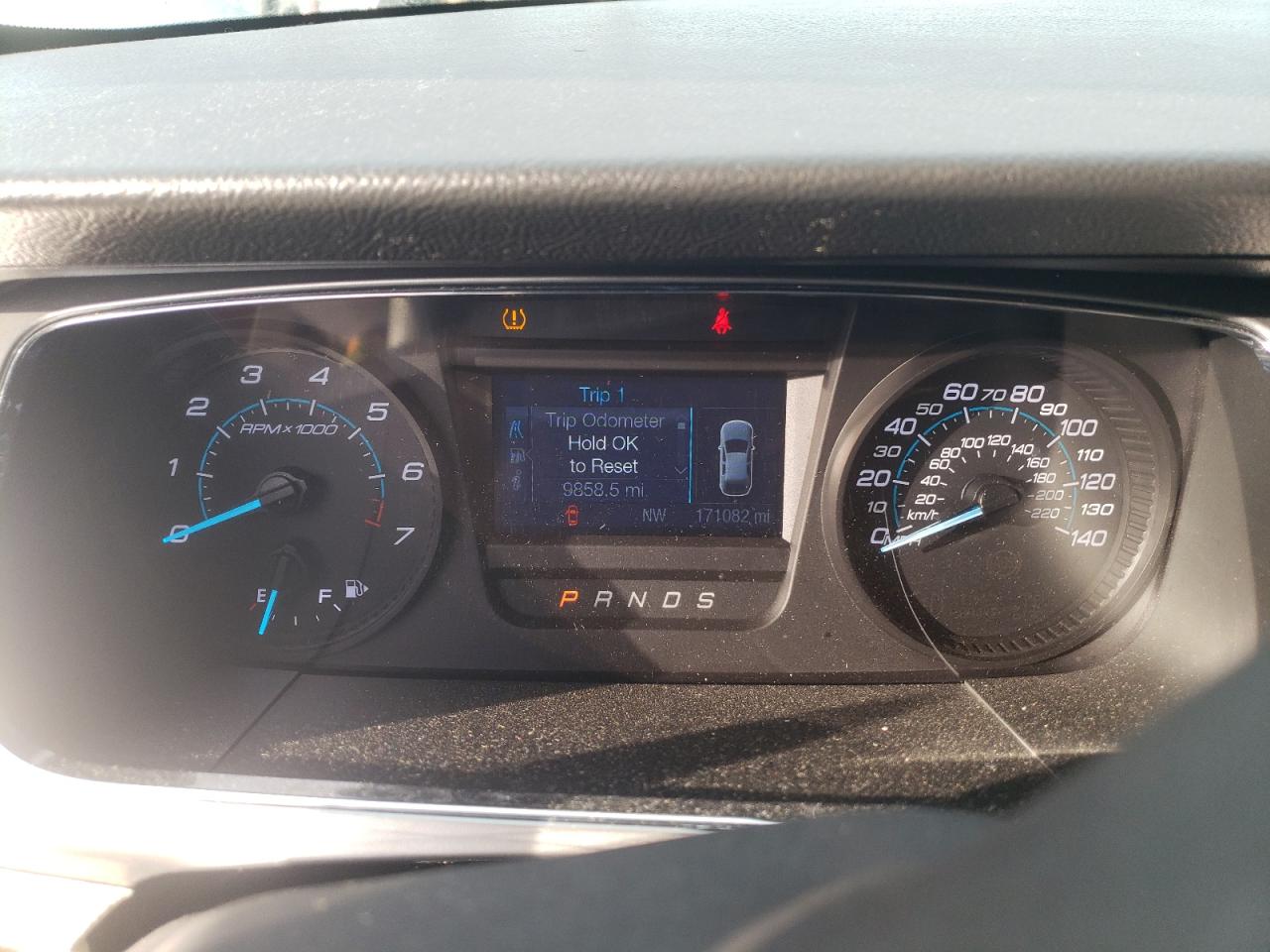 2014 FORD TAURUS SEL photo 9