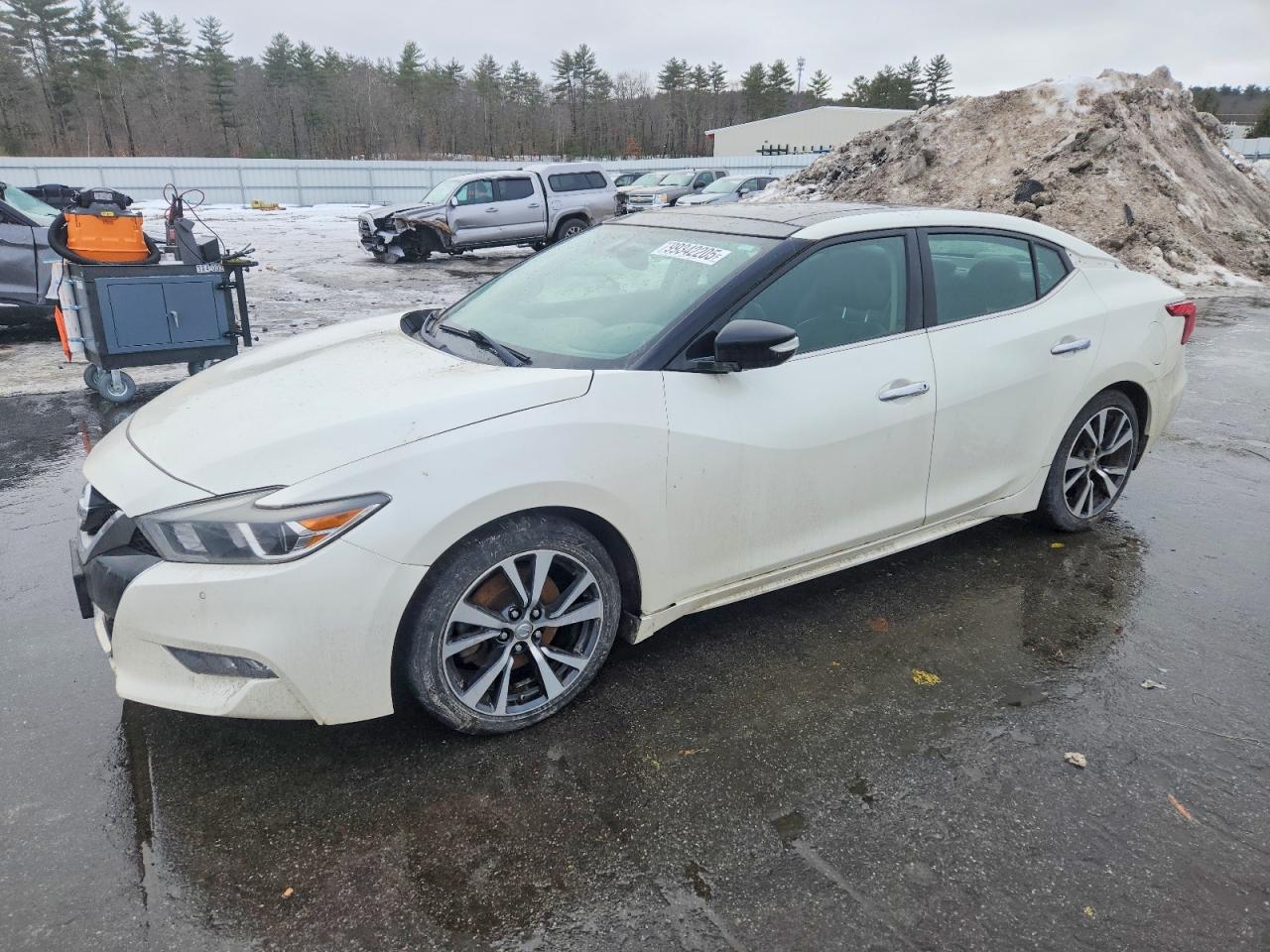 2017 NISSAN MAXIMA