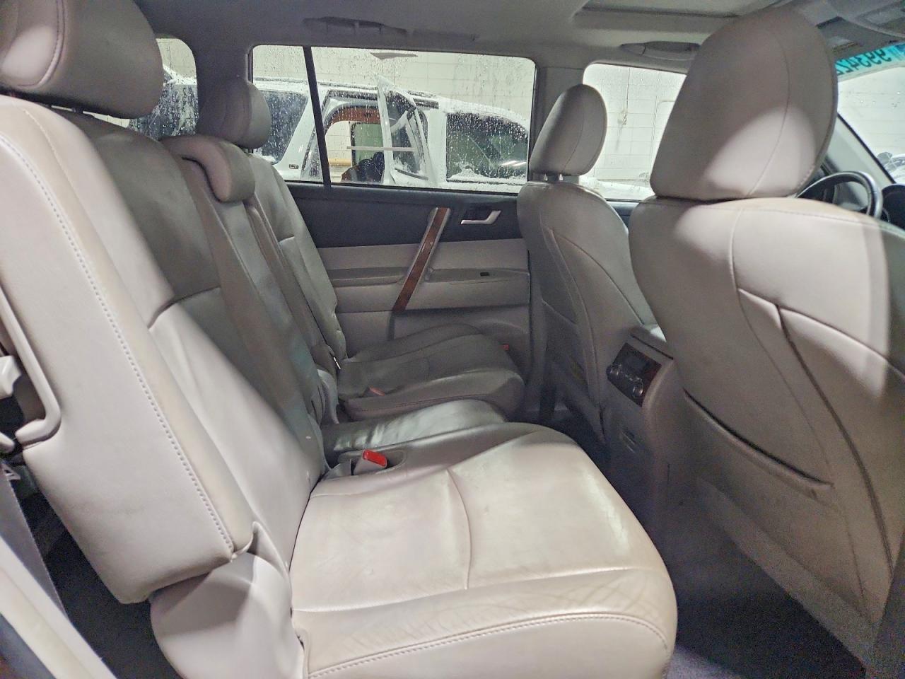 2012 TOYOTA HIGHLANDER LIMITED photo 11