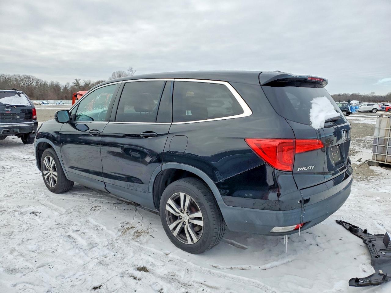 2016 HONDA PILOT EXL photo 3