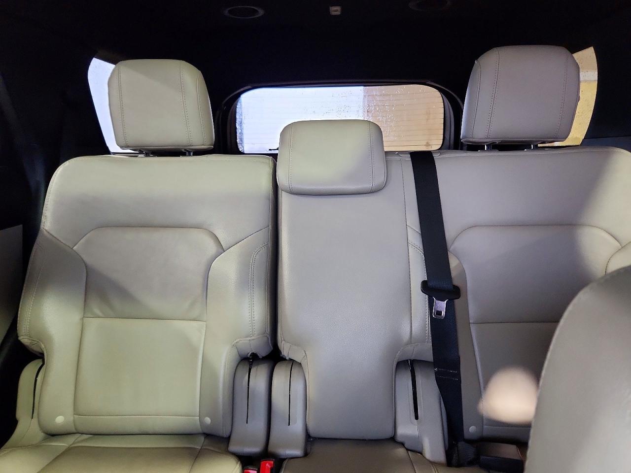 2018 FORD EXPLORER XLT photo 10