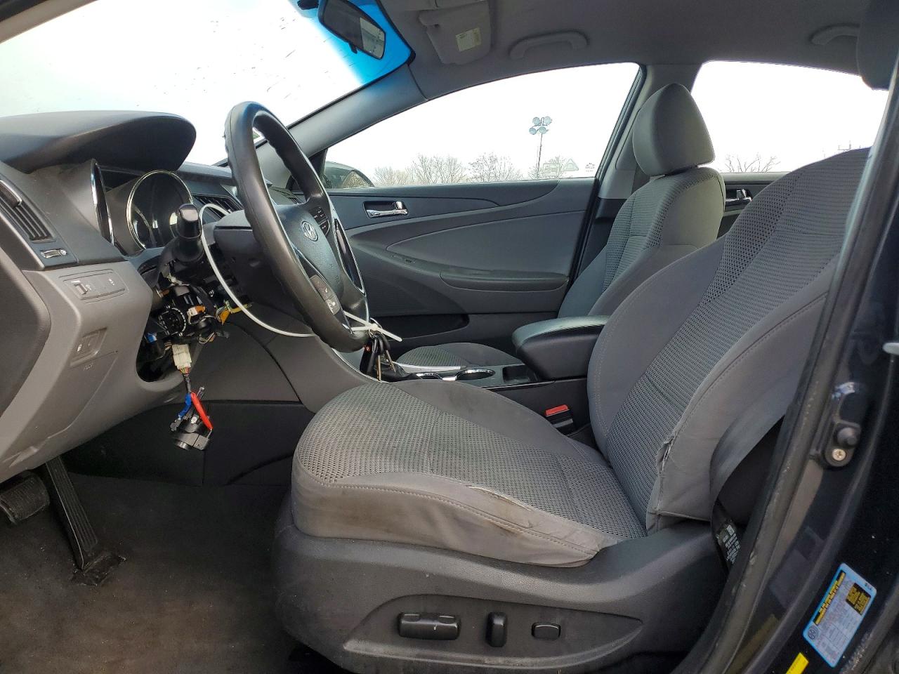 2011 HYUNDAI SONATA GLS photo 7