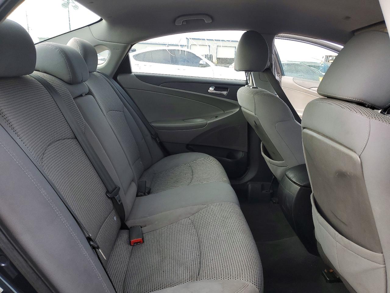 2011 HYUNDAI SONATA GLS photo 10