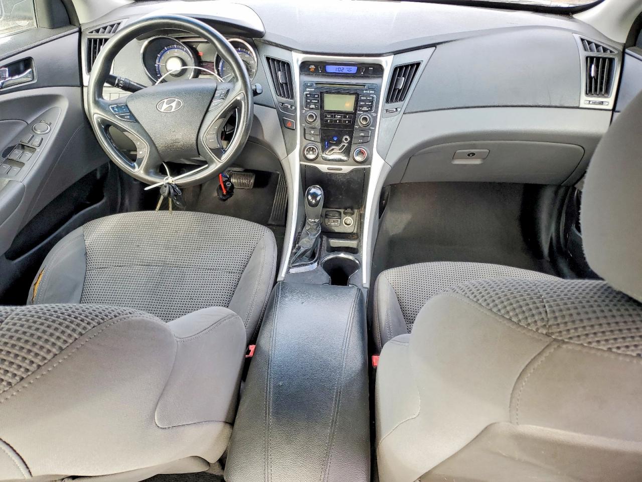 2011 HYUNDAI SONATA GLS photo 8