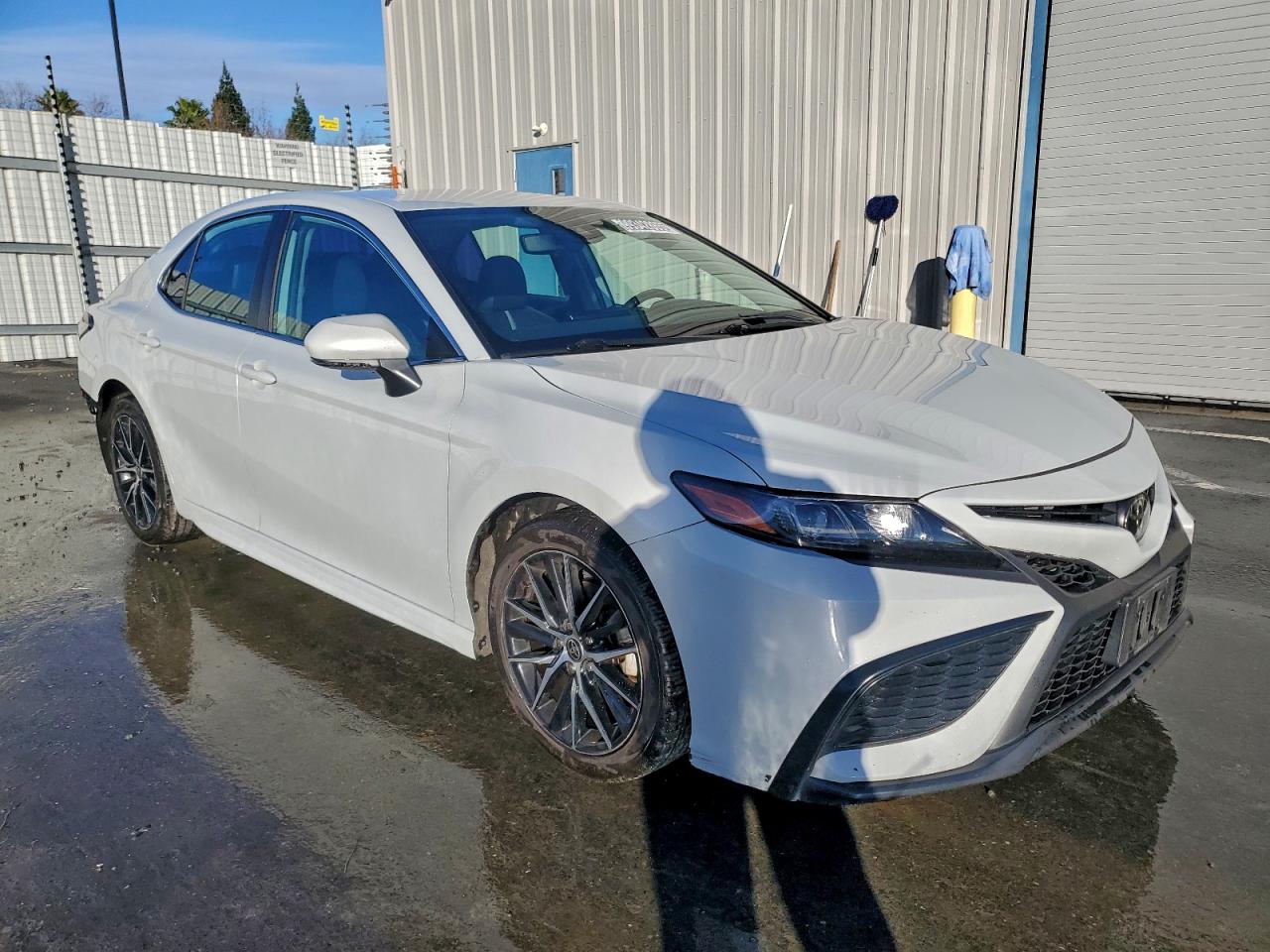 2022 TOYOTA CAMRY SE photo 4