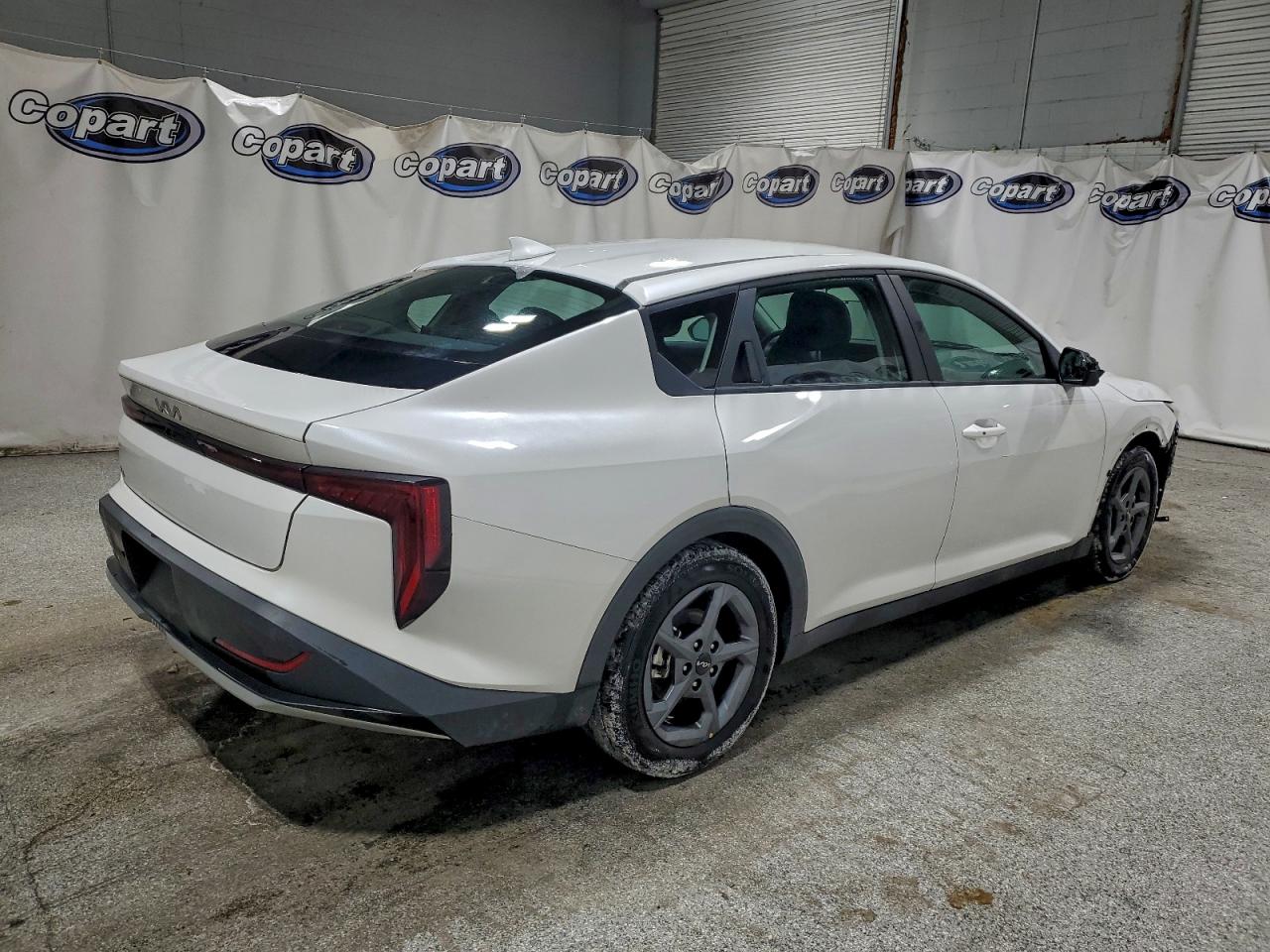 2025 KIA K4 LX photo 3