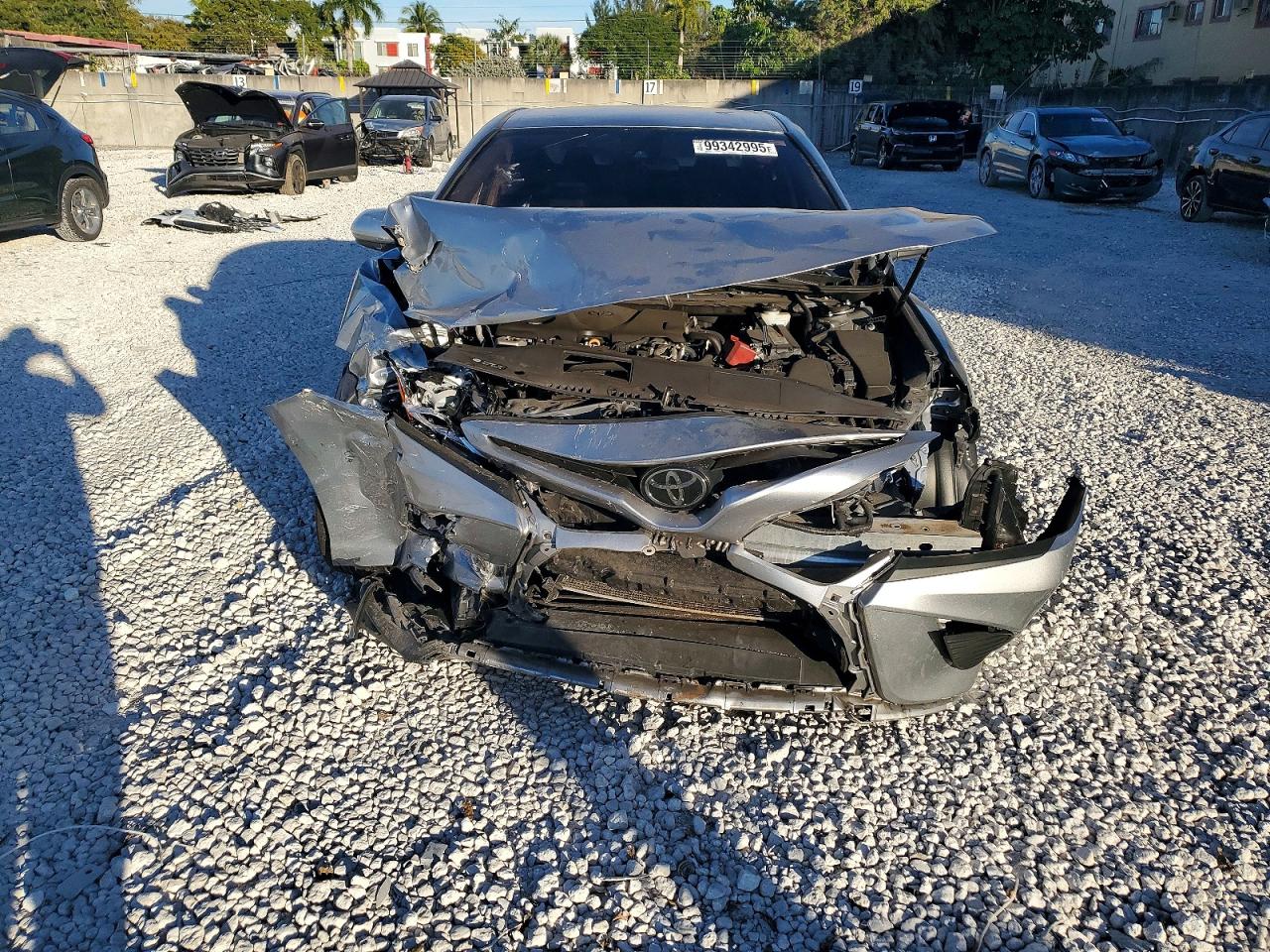 2019 TOYOTA CAMRY L photo 5