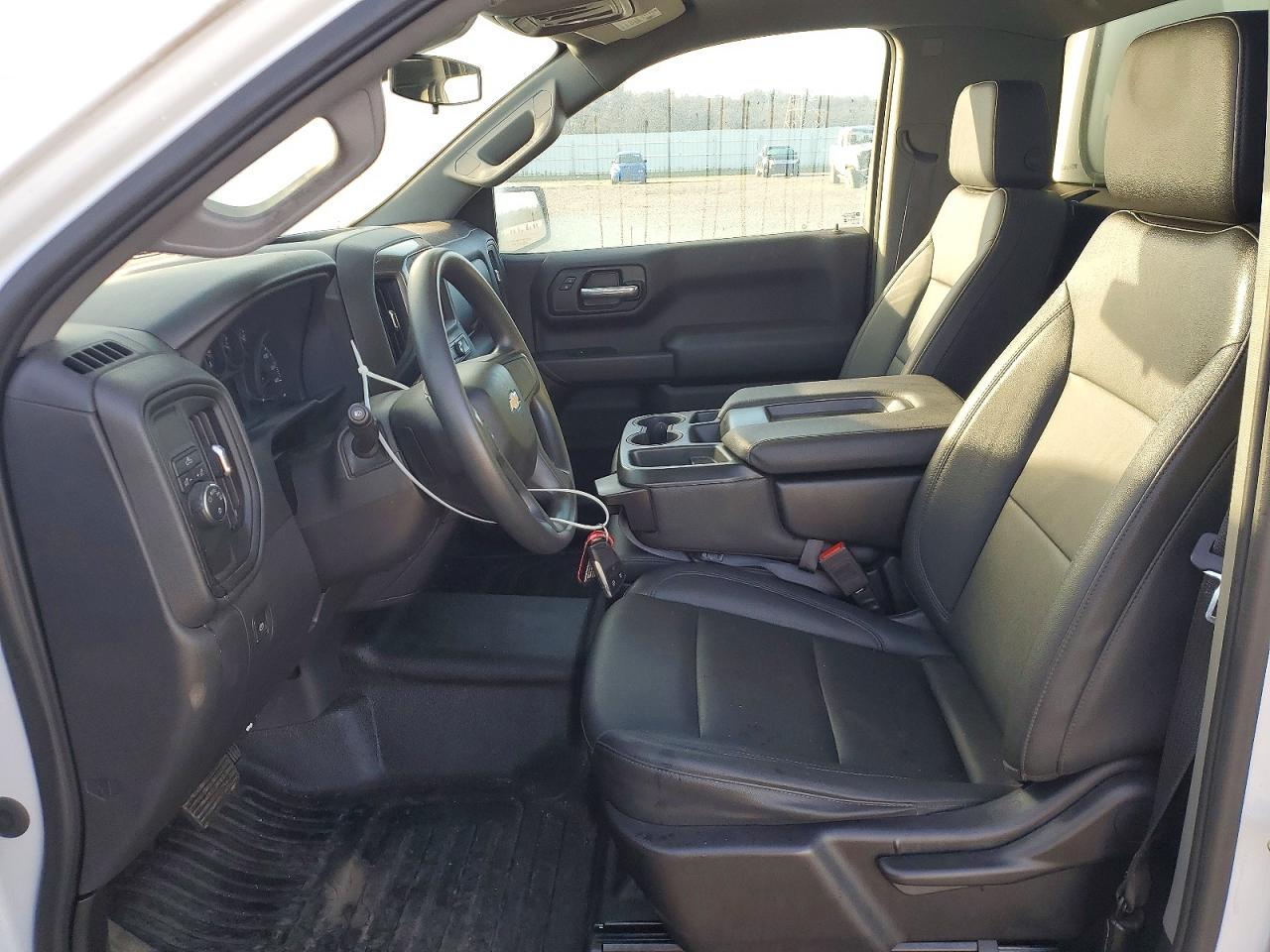 2023 CHEVROLET SILVERADO C1500 photo 7