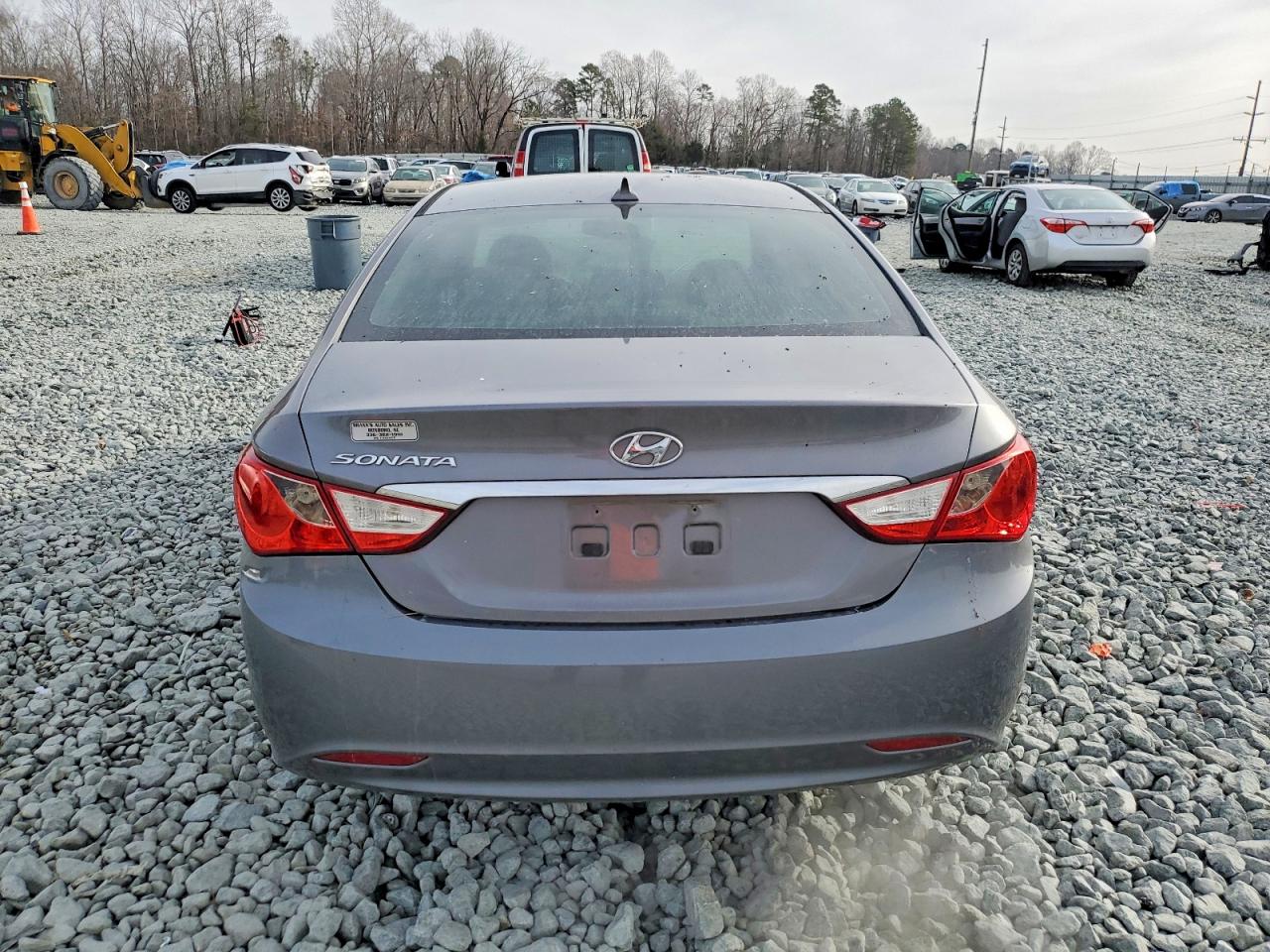 2012 HYUNDAI SONATA GLS photo 6