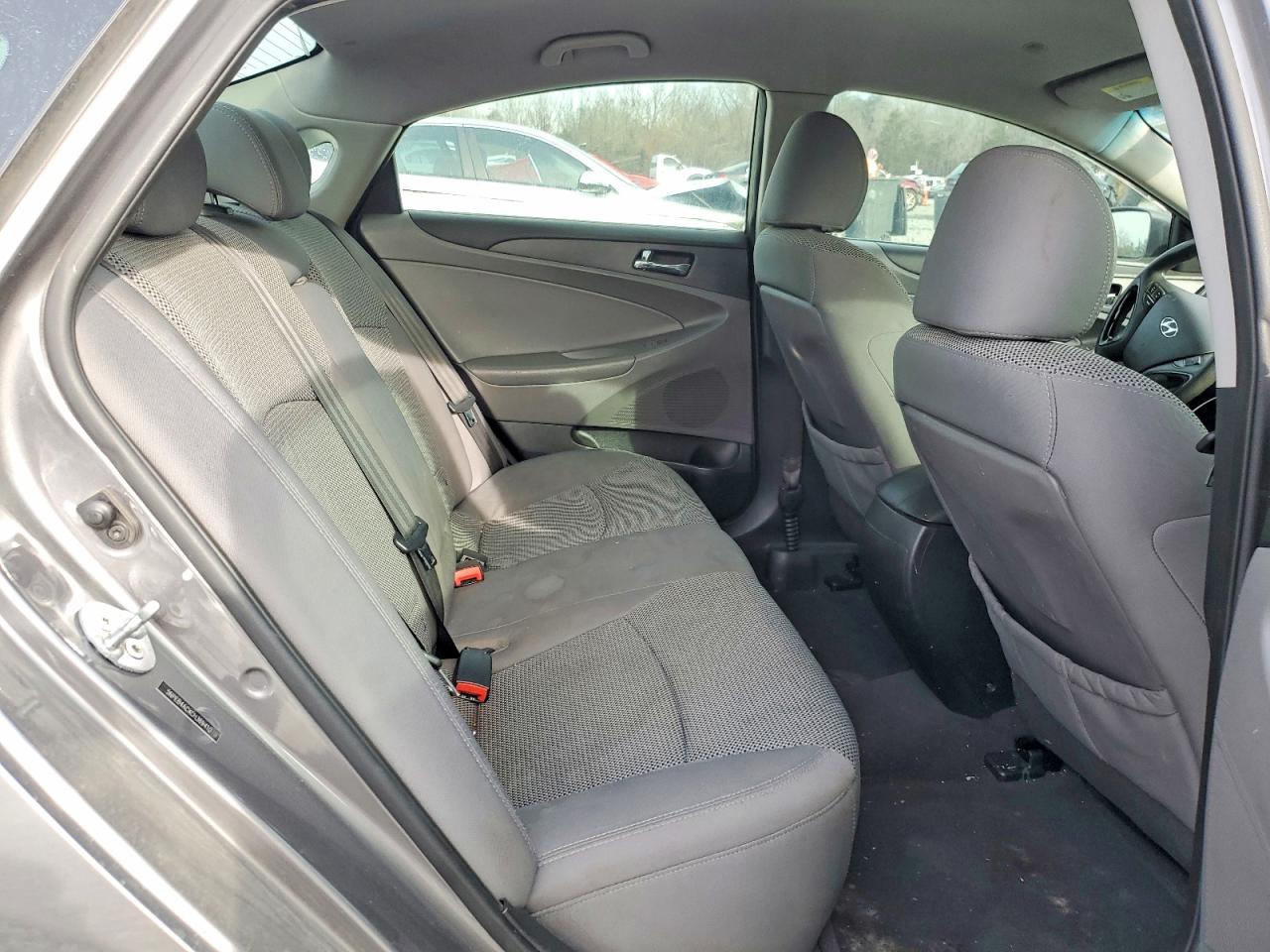2012 HYUNDAI SONATA GLS photo 10