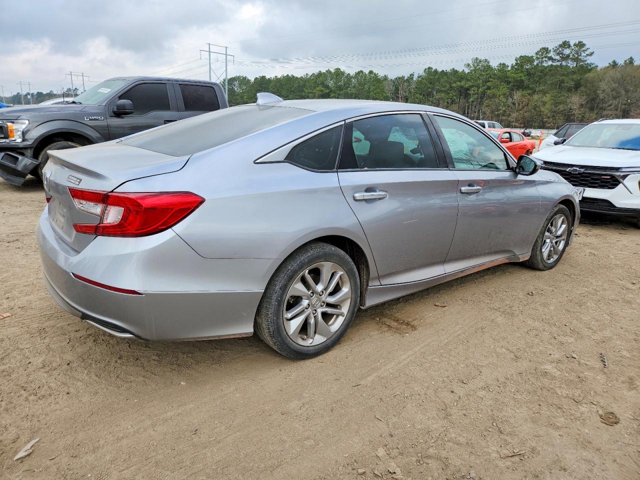 2020 HONDA ACCORD LX photo 5