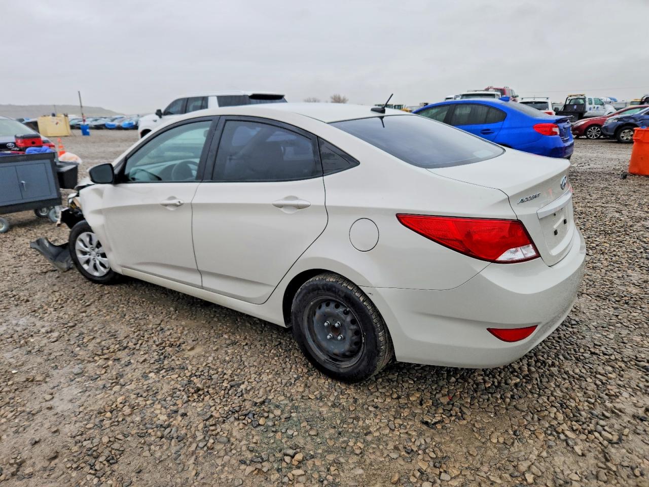 2016 HYUNDAI ACCENT SE photo 2