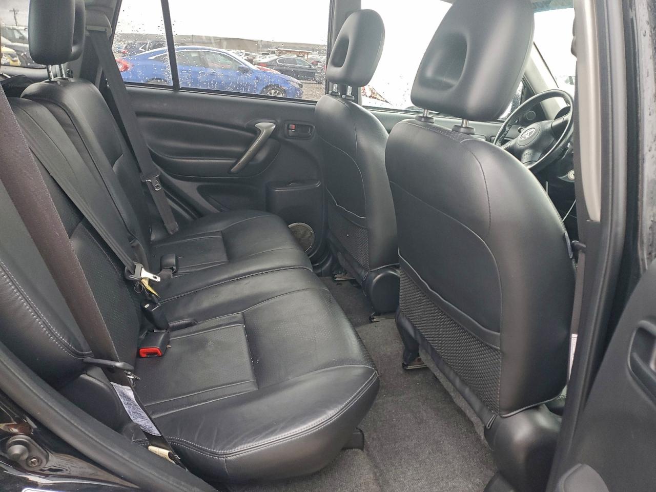 2005 TOYOTA RAV4 photo 10