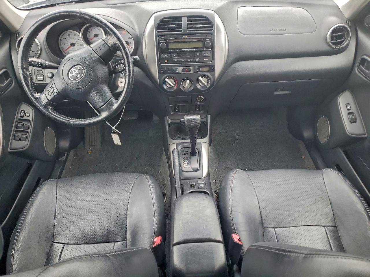 2005 TOYOTA RAV4 photo 8