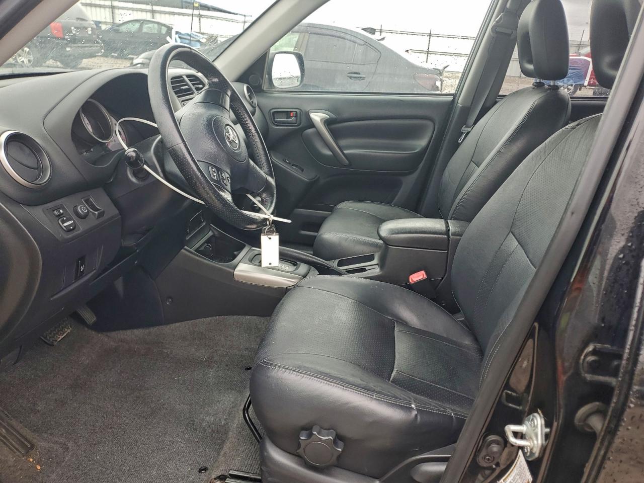 2005 TOYOTA RAV4 photo 7