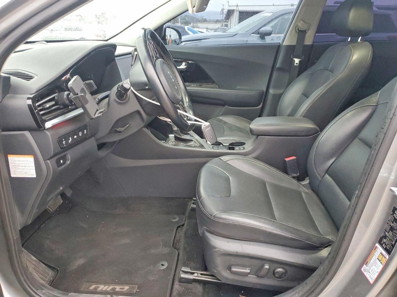 2022 KIA NIRO TOURING SPECIAL EDITION photo 13