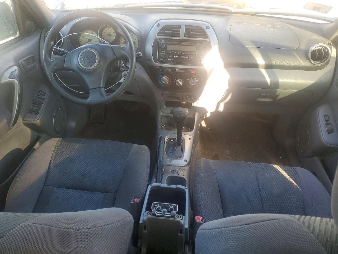 2001 TOYOTA RAV4 photo 8