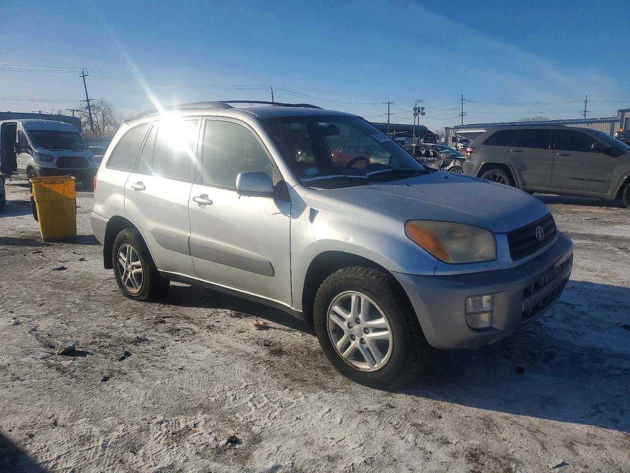 2001 TOYOTA RAV4 photo 4