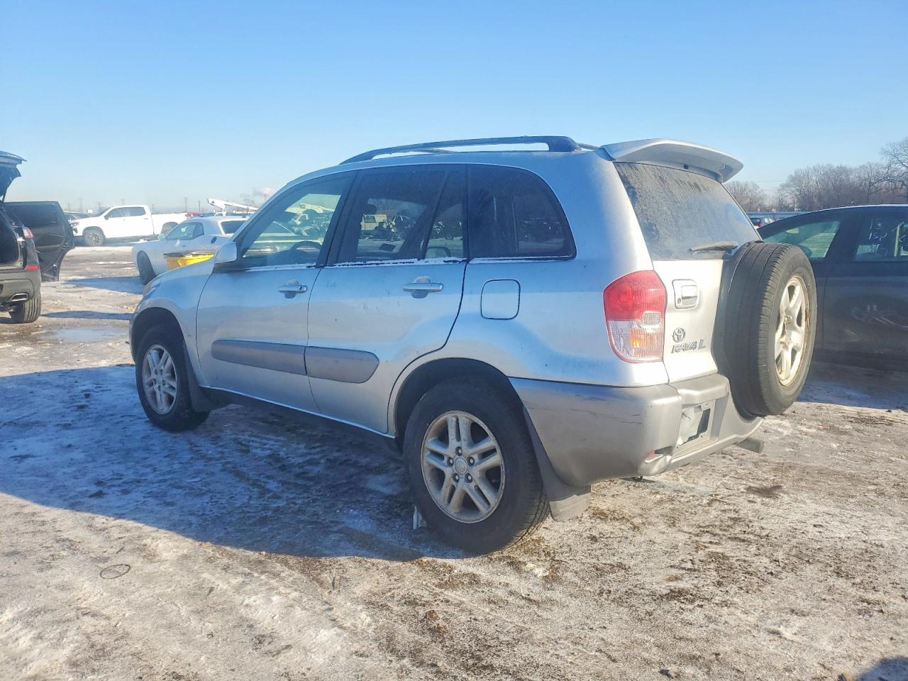 2001 TOYOTA RAV4 photo 2