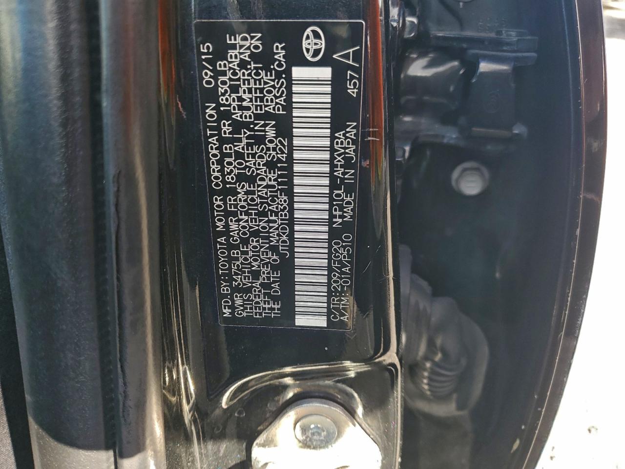2015 TOYOTA PRIUS C photo 12