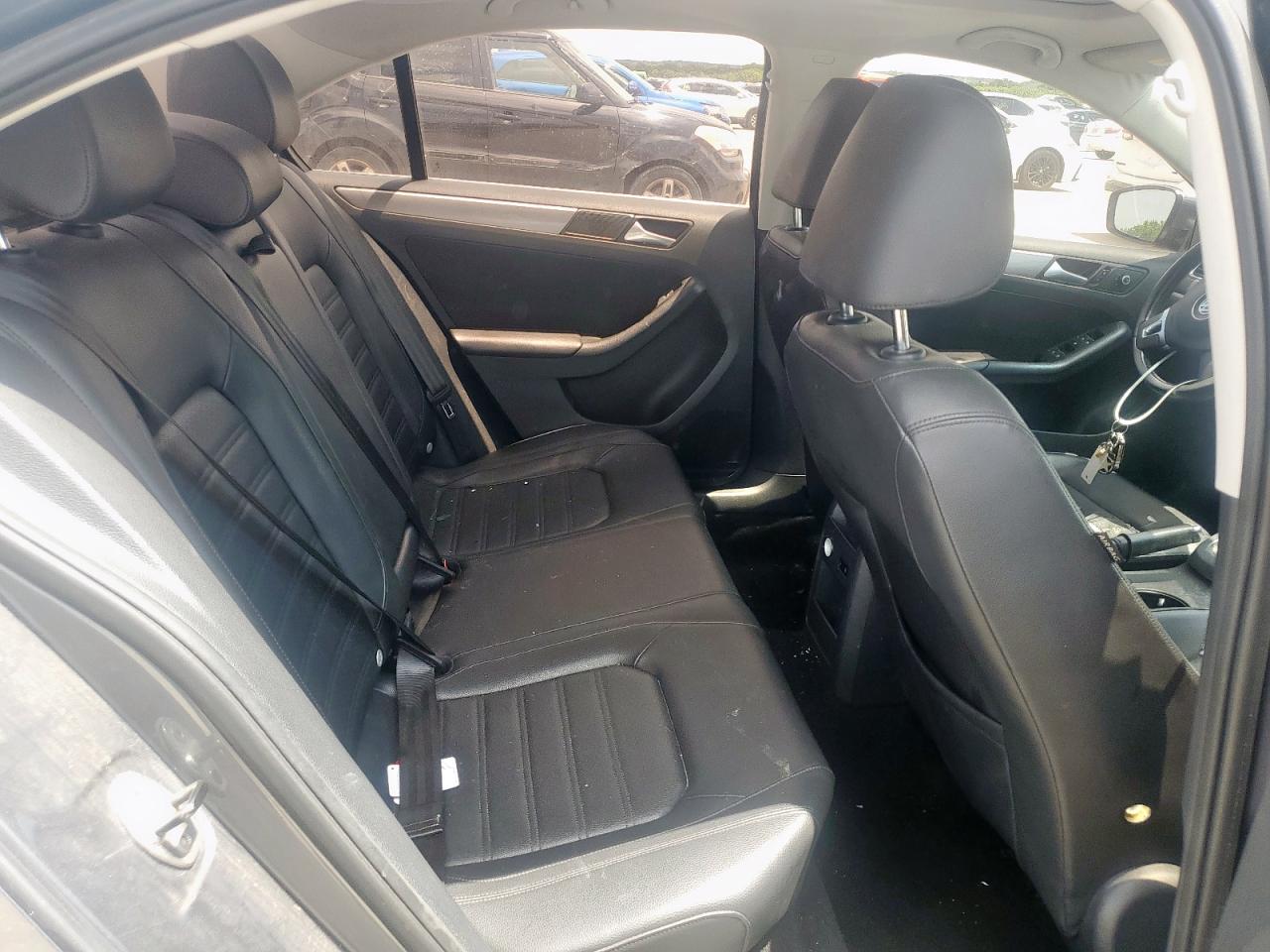 2014 VOLKSWAGEN JETTA SEL photo 10