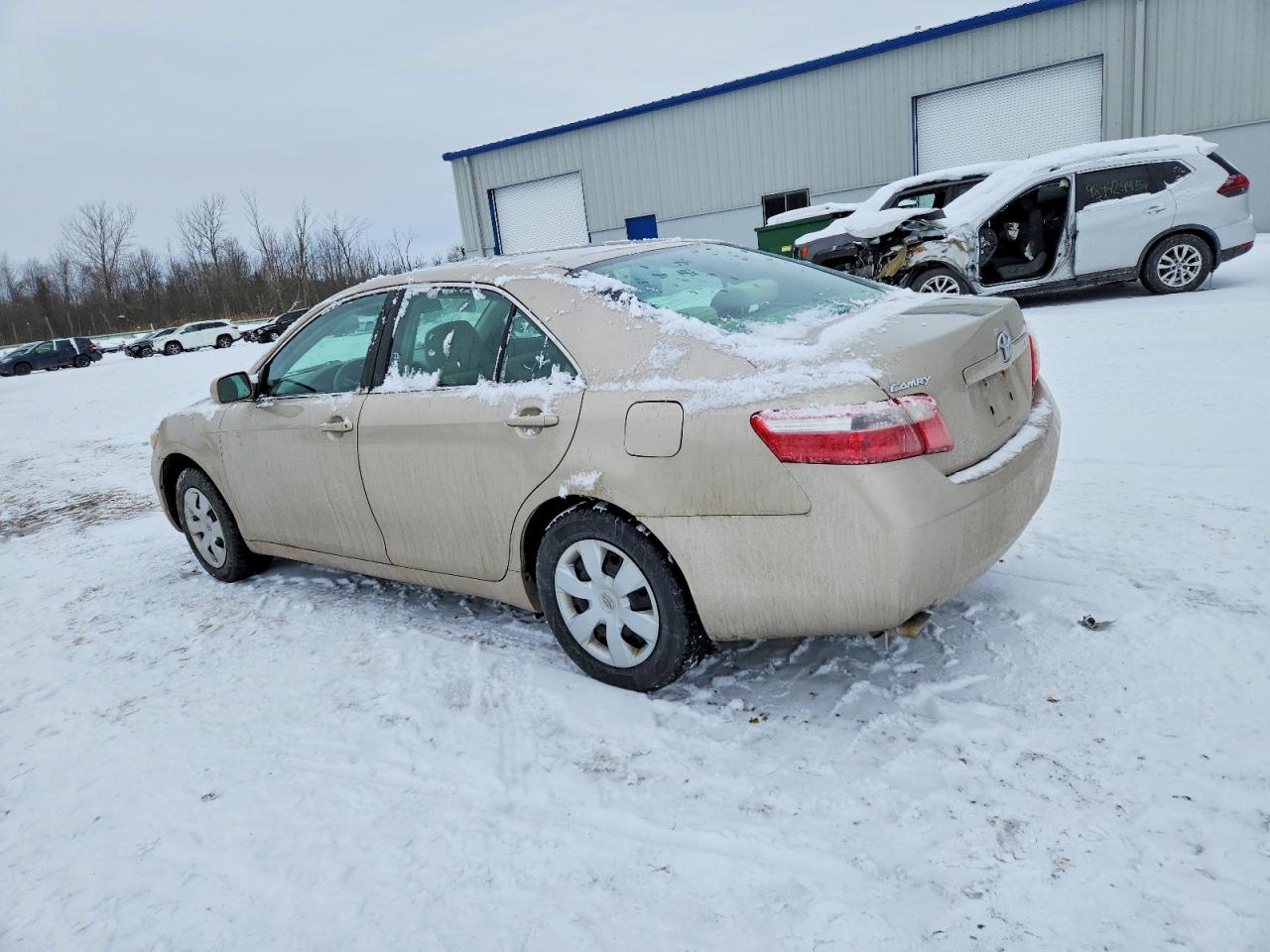 2008 TOYOTA CAMRY LE photo 3