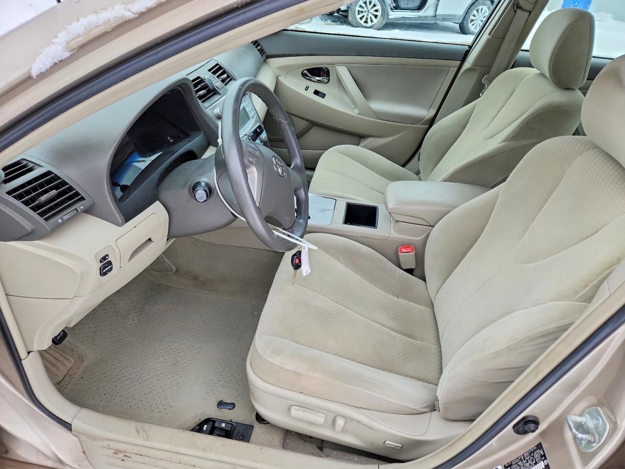 2008 TOYOTA CAMRY LE photo 13